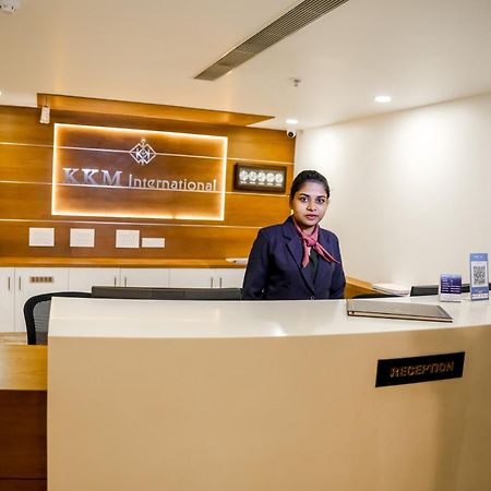 Kkm International Hotel Thiruvananthapuram Buitenkant foto